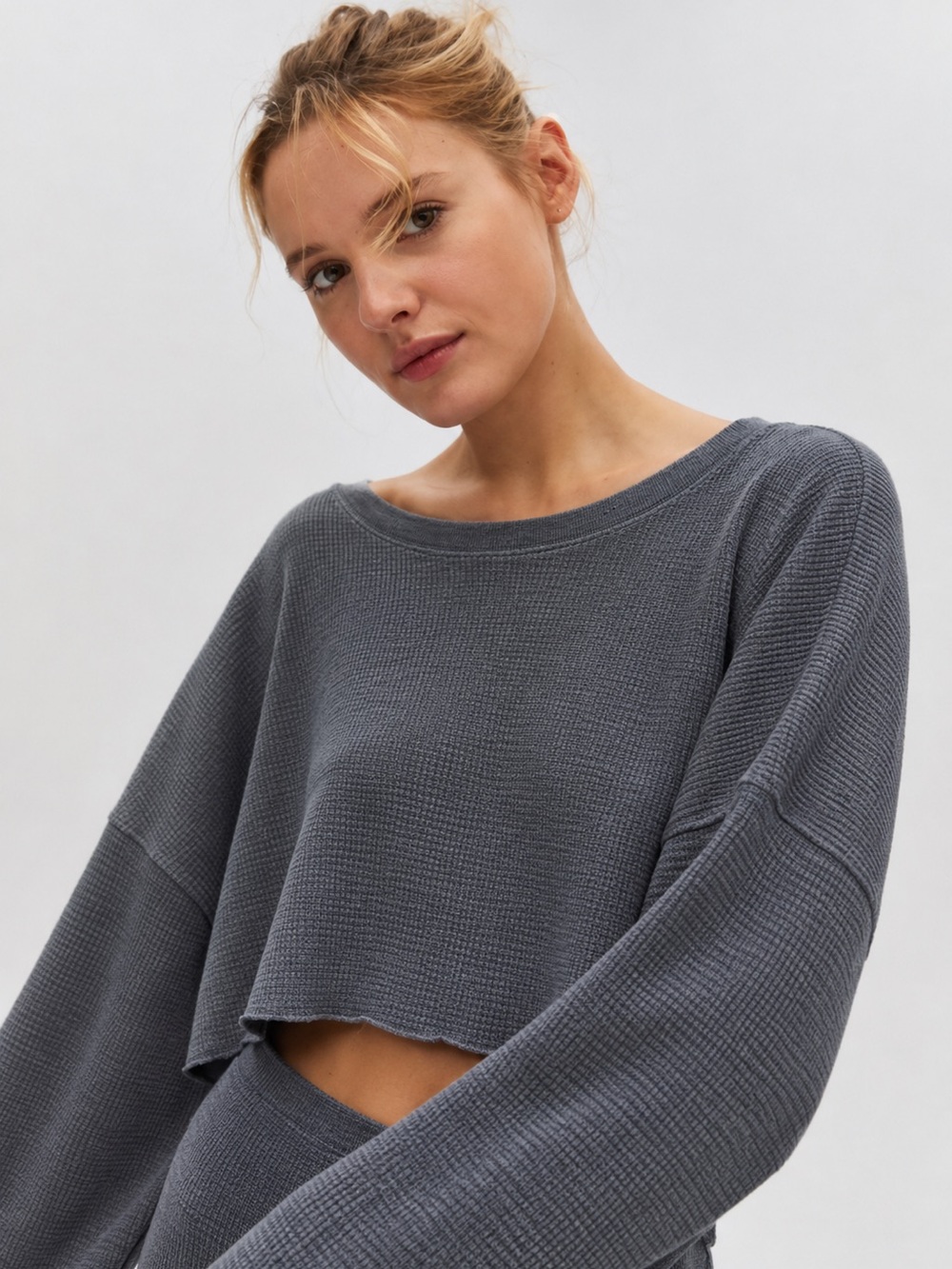 TNA Waffle Knit Crop Sweater - Charcoal